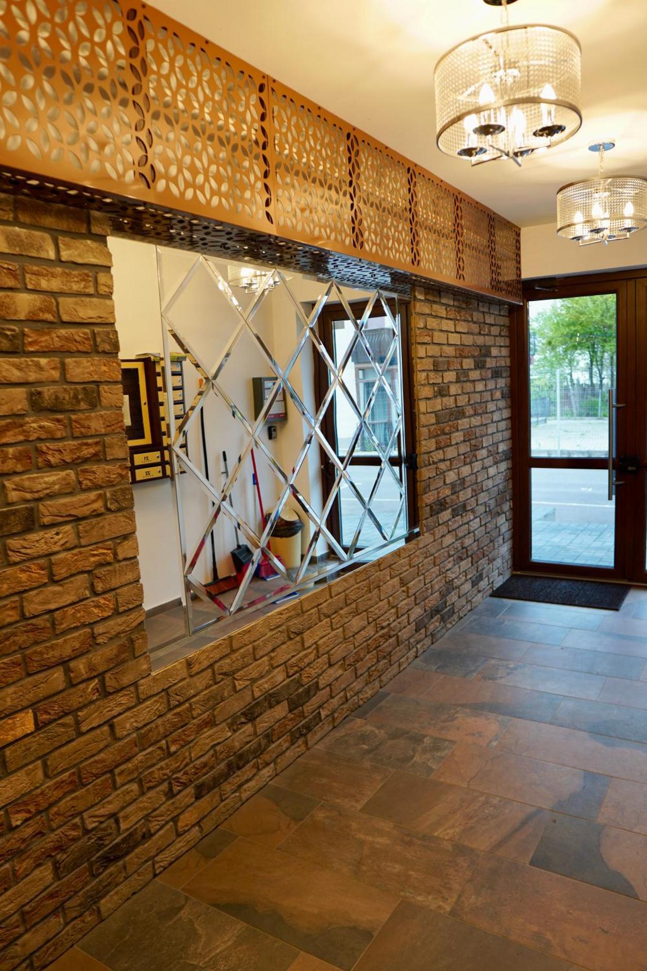 Coresi, 2 Camere, Sleeps 6 Large Private Garden Apartment Pets Welcome Brasov Exterior photo